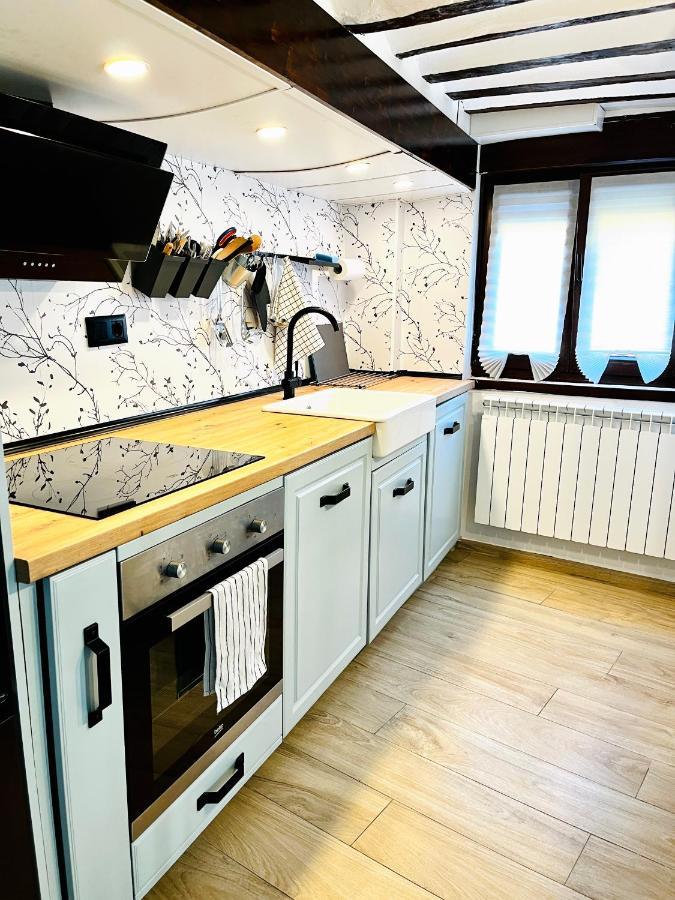 فيلا La Casita Del Rio Soto en Cameros المظهر الخارجي الصورة